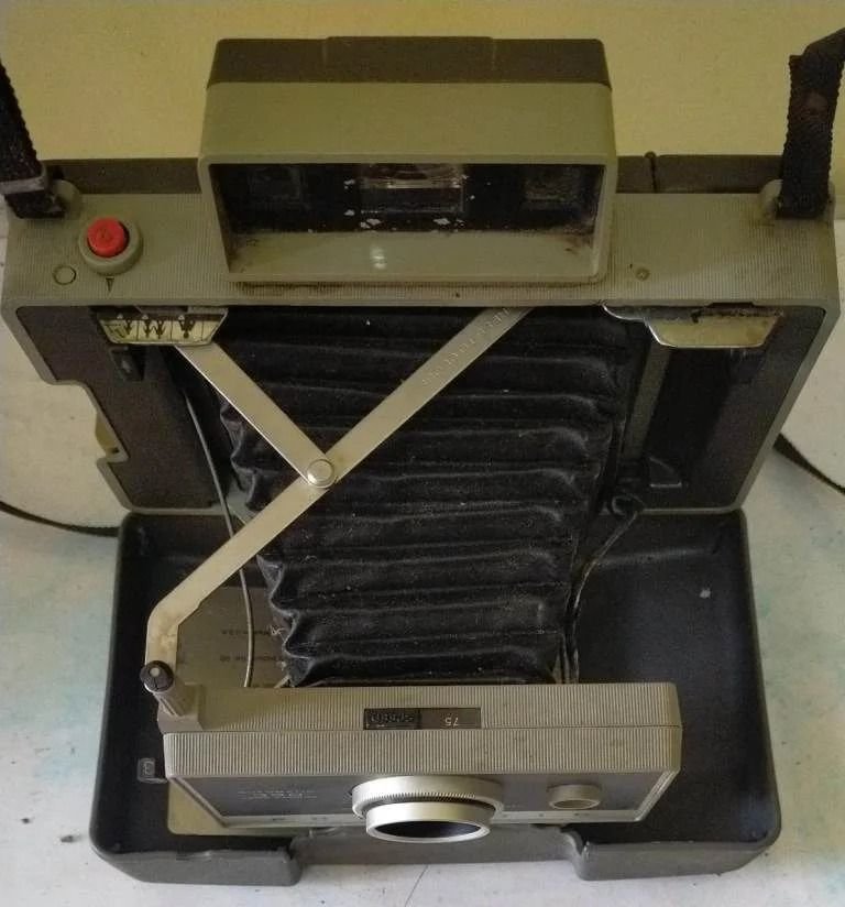 Antique/Vintage Polaroid Camera
